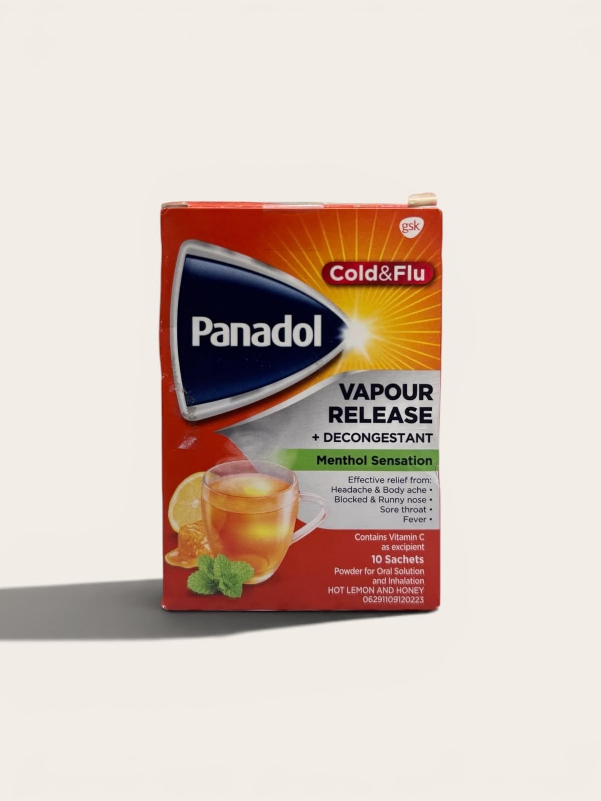 9193236b-3c54-423a-94b8-7f7d635ce208 Panadol Cold & Flu vapour Release Menthol Sensation 10 Sachets - Image 1